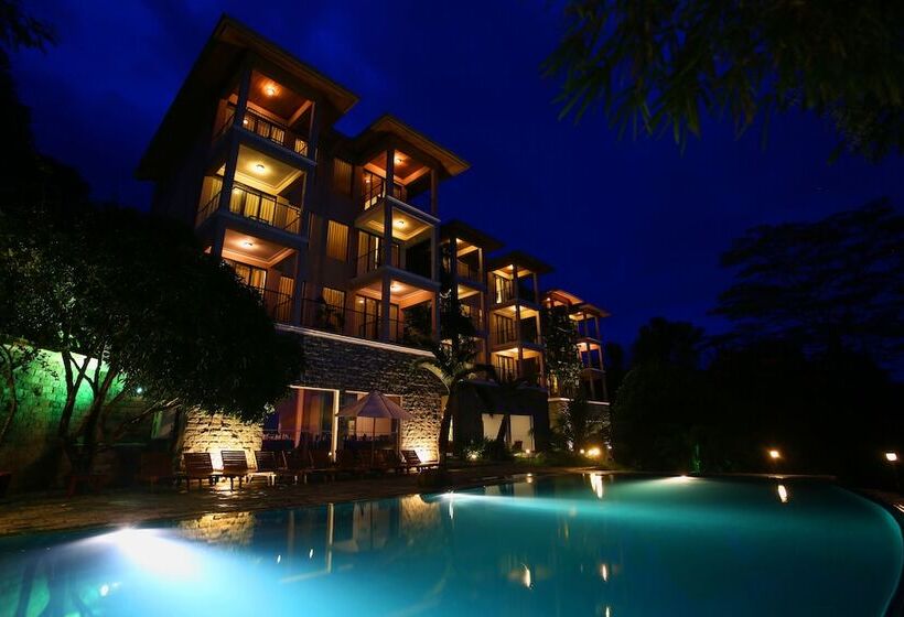 فندق Randholee Resort & Spa