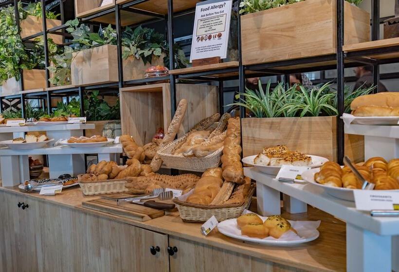 فندق Somerset Greenways Chennai