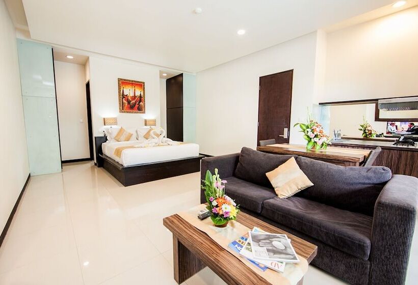 فندق Sunset Mansion  Seminyak