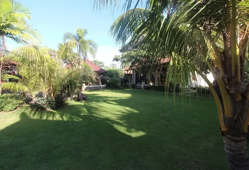 ホテル Taman Agung