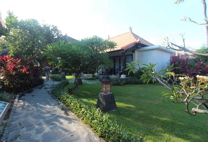 ホテル Taman Agung