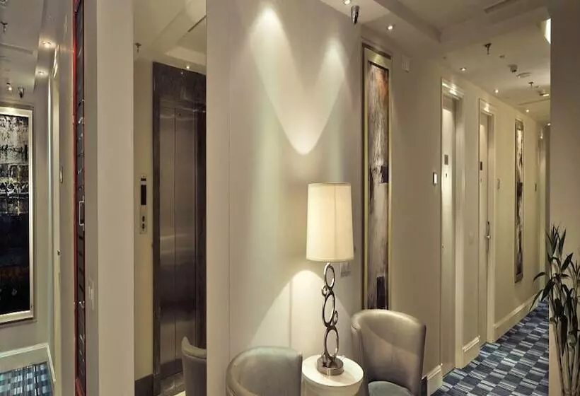 酒店 The Ashtan Sarovar Portico