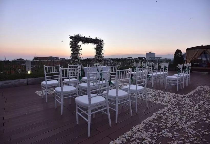 호텔 The One Legian