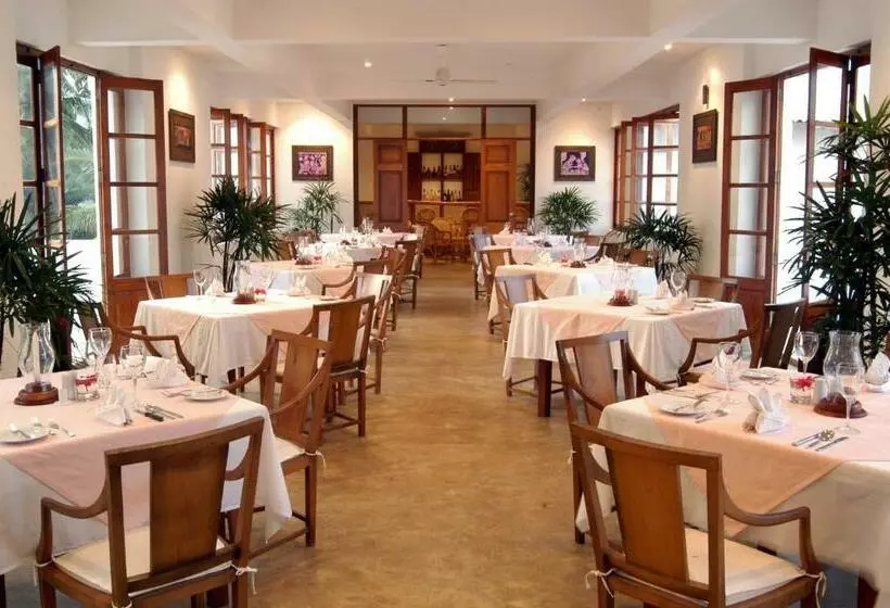 Hotel The Privilege Ayurveda Resort