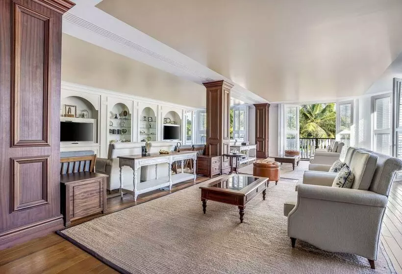 Kempinski Seychelles Resort