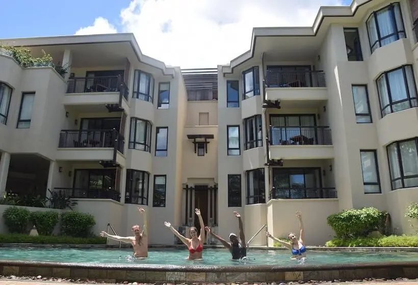 Le Cardinal Exclusive Resort
