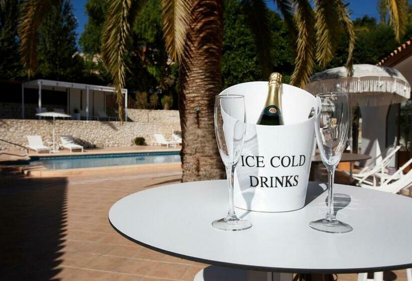 Abeniss Boutique B&b