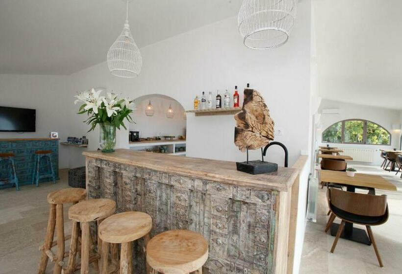 Abeniss Boutique B&b