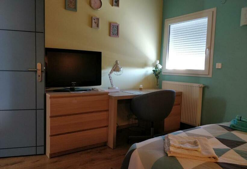 住宿加早餐  Chambre Chaleureuse Chez L Habitant