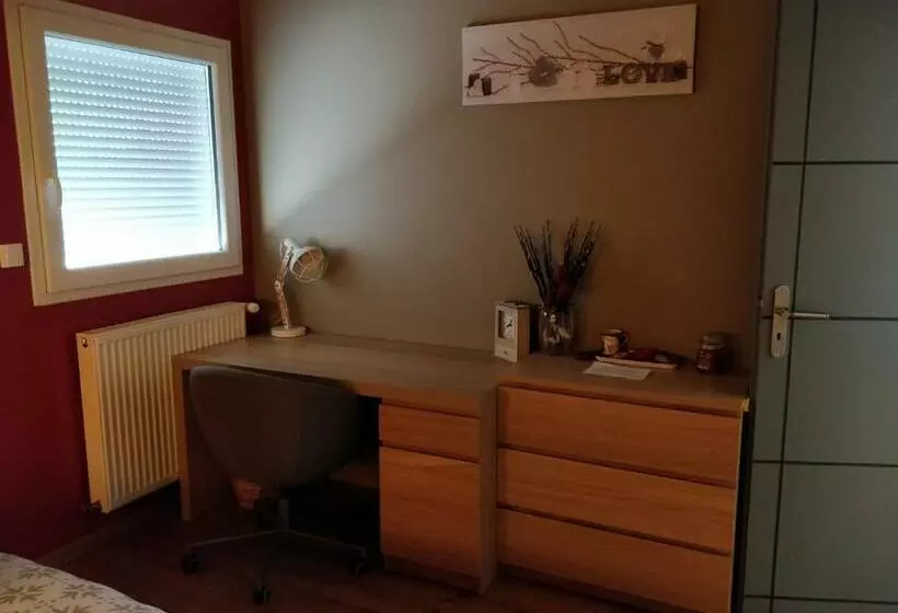 تختخواب و صبحانه Chambre Chaleureuse Chez L Habitant