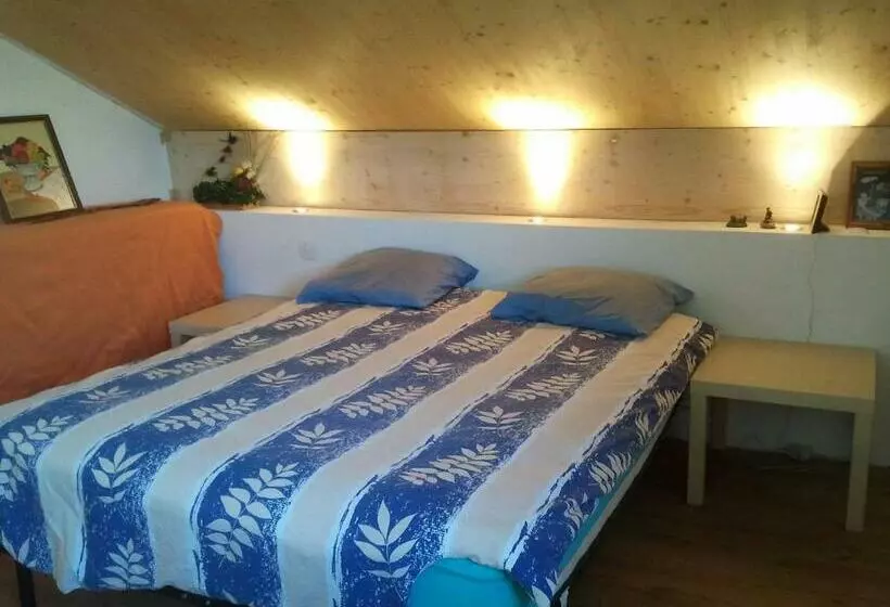 تختخواب و صبحانه Chambre Chaleureuse Chez L Habitant