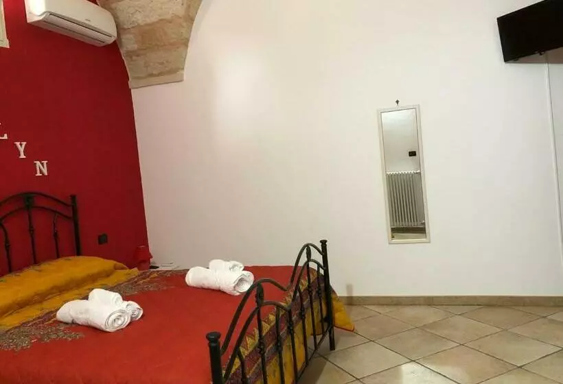 Aamiaismajoitus (B&B) Curti Russi