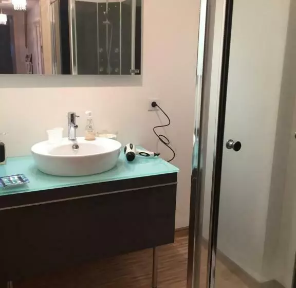 Aamiaismajoitus (B&B) Demeure Des Dentelles