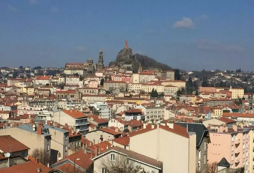 Aamiaismajoitus (B&B) Demeure Des Dentelles