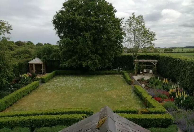 ベッドアンドブレックファースト Lucker Mill House