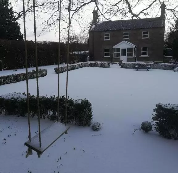 ベッドアンドブレックファースト Lucker Mill House