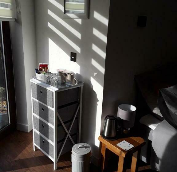 膳宿费 Byers Guest House