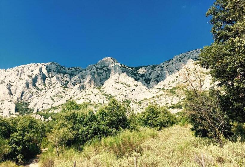 ペンション Cabanon Sainte Victoire