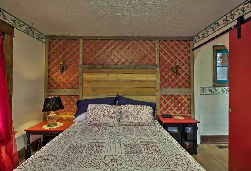 ペンション Center Street Cottage