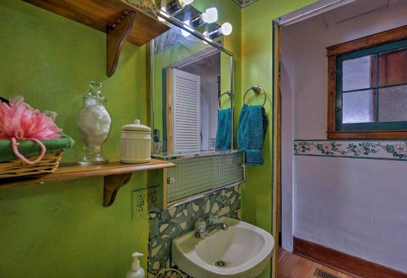 膳宿费 Center Street Cottage