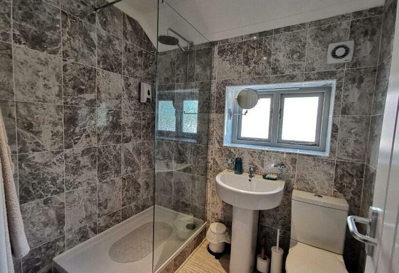 بنسيون The Mill Bed And Breakfast