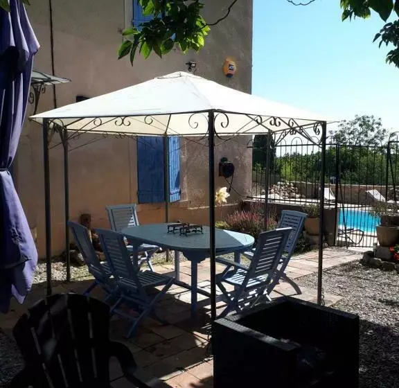 Aamiaismajoitus (B&B) La Médéenne