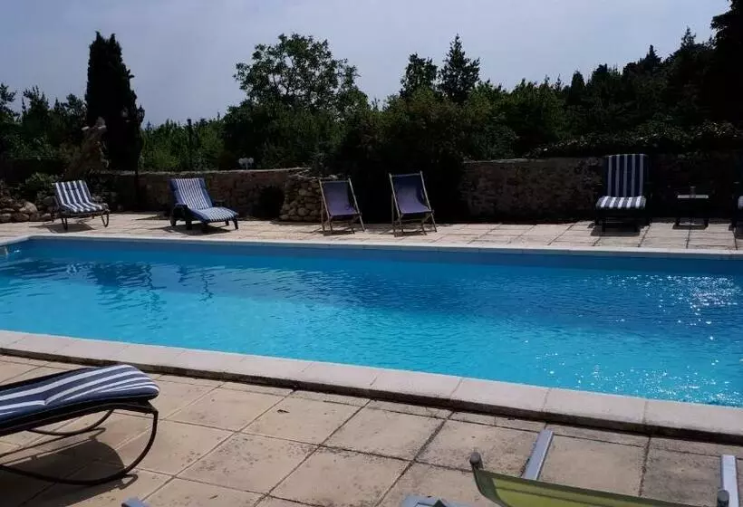 Aamiaismajoitus (B&B) La Médéenne