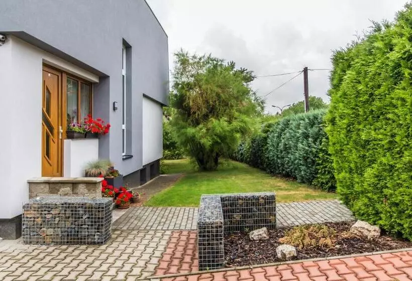 Retkeilymaja Pension Milada