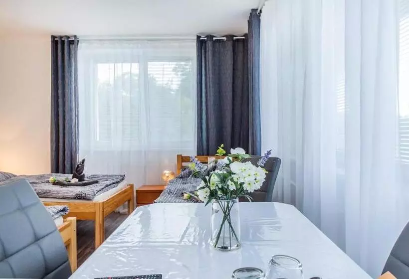 Retkeilymaja Pension Milada