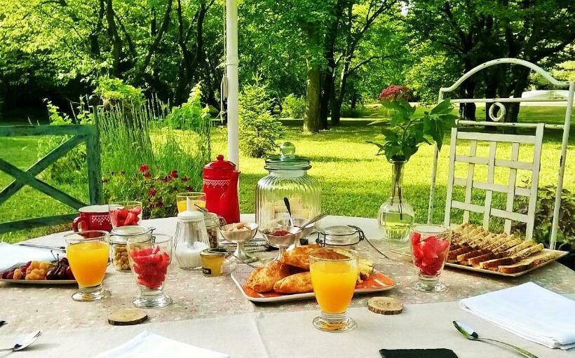 تختخواب و صبحانه Les Trésors De Malle Mialle