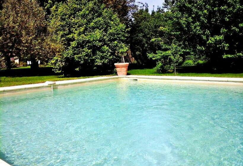 تختخواب و صبحانه Les Trésors De Malle Mialle