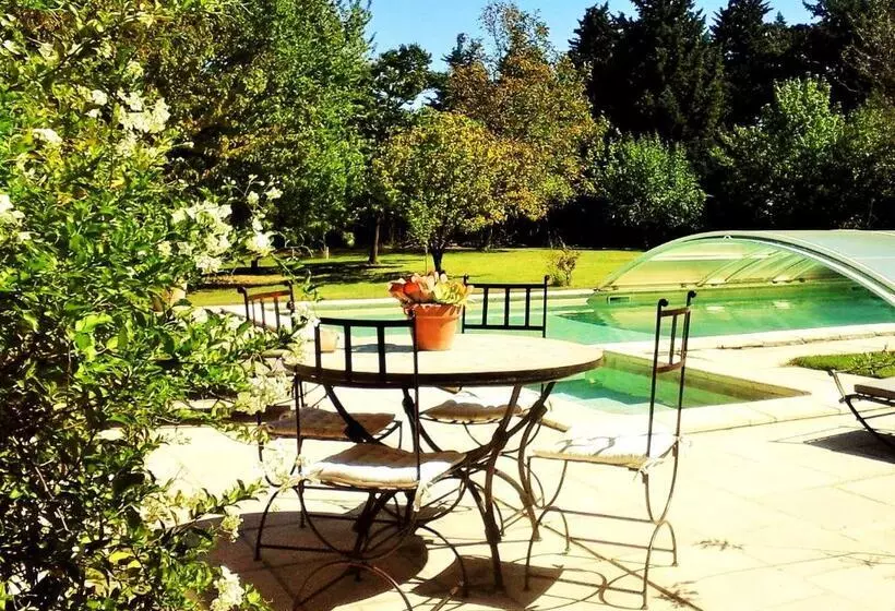 Aamiaismajoitus (B&B) Les Trésors De Malle Mialle