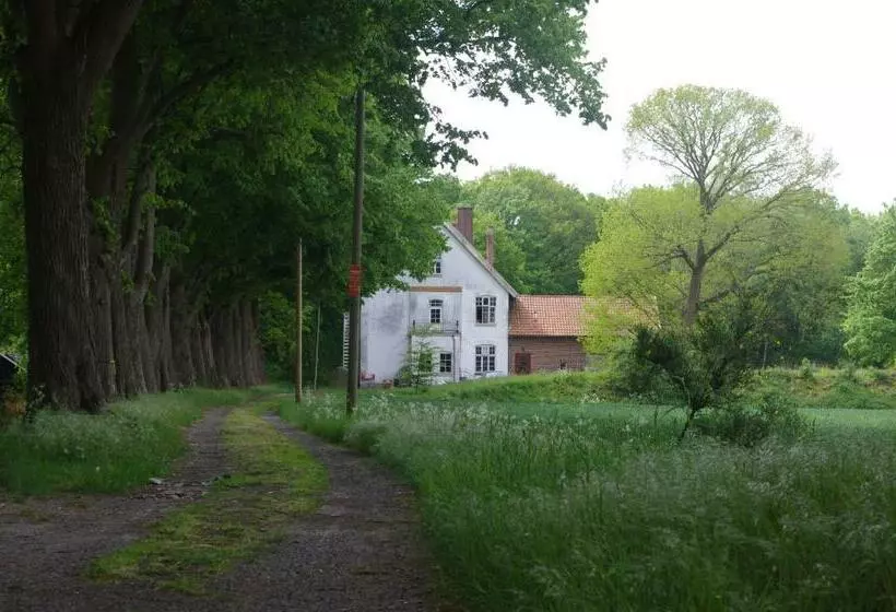 Aamiaismajoitus (B&B) Zöllnerhaus Nordhorn