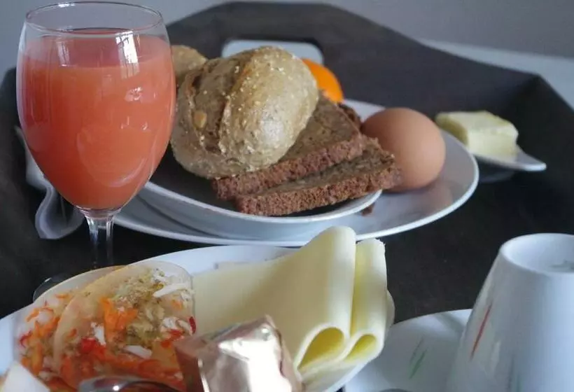 Aamiaismajoitus (B&B) Zöllnerhaus Nordhorn