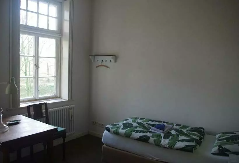 Aamiaismajoitus (B&B) Zöllnerhaus Nordhorn