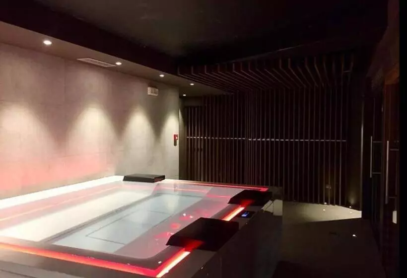 Chalet Morel 1586 Hotel & Spa