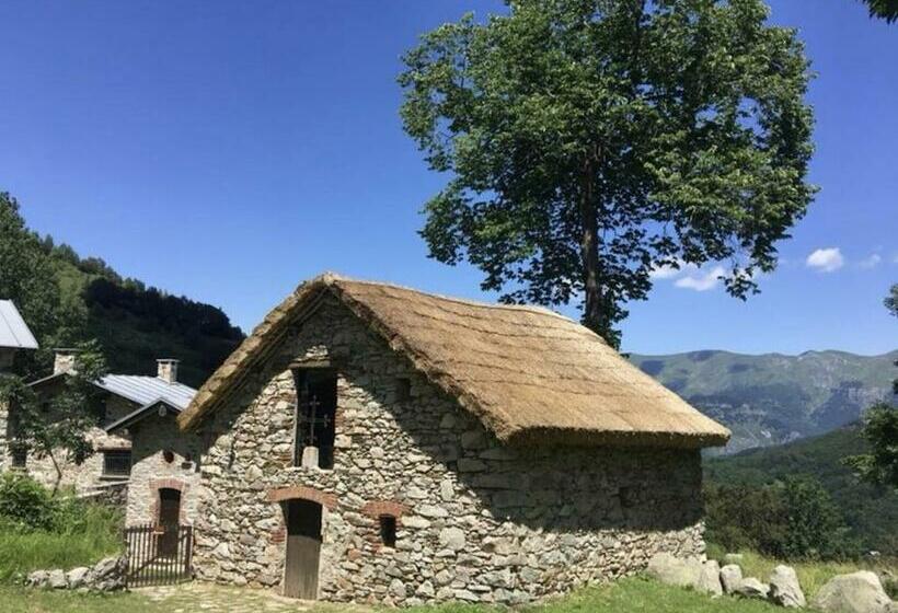 Chalet Morel 1586 Hotel & Spa