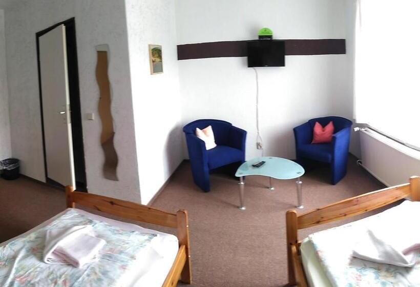 Отель Gasthof Zur Eiche