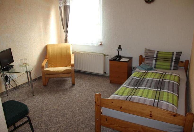 Отель Gasthof Zur Eiche