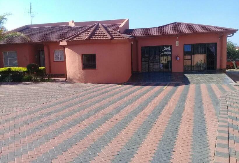 Bed and Breakfast Legae La Tshepo