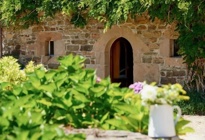 Majatalo Manoir Des Petites Bretonnes