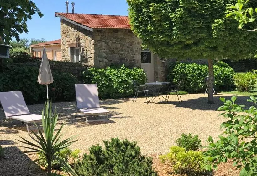 Majatalo Manoir Des Petites Bretonnes