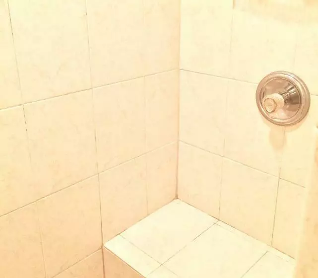 Aamiaismajoitus (B&B) Premier National Harbor House