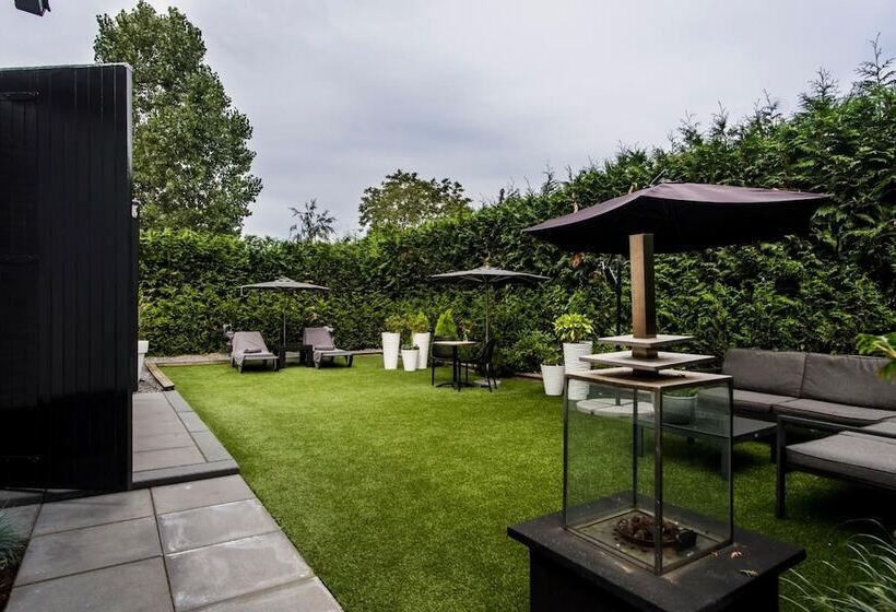 Hotel Luxexcellent Super Suite