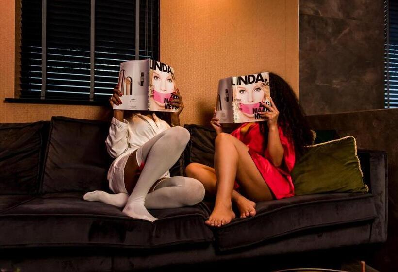 Hotel Luxexcellent Super Suite