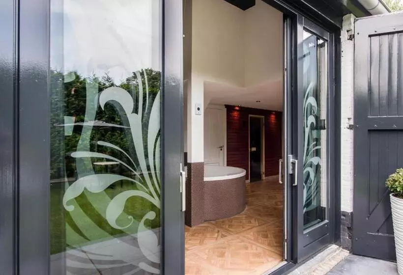 Hotelli Luxexcellent Super Suite