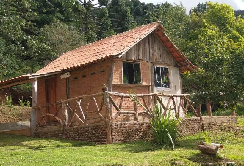 Retkeilymaja Chalés Horizonte Vertical