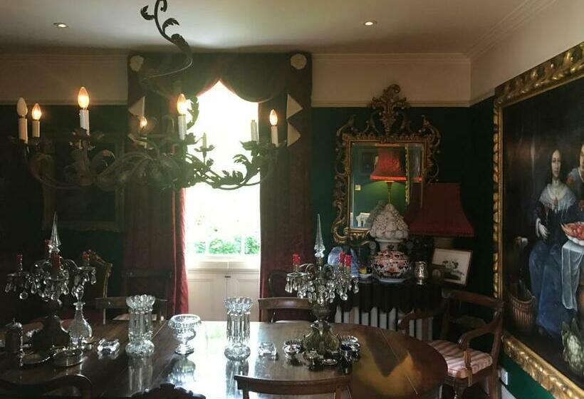 민박 10 St James Villas