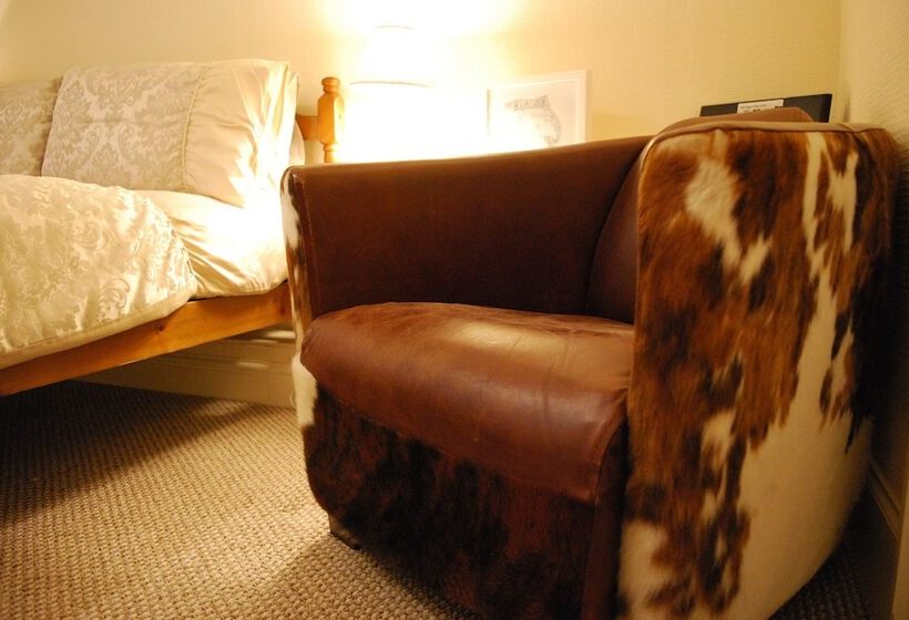 Bed and Breakfast Doric House