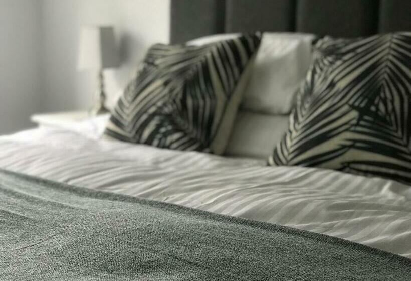 ベッドアンドブレックファースト Olcote House